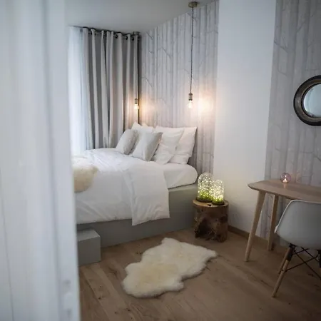 Appt Standing Et Confort Au Coeur De La Rochelle Appartement